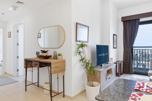 Allsopp & Allsopp - 2-Bedroom Apartment in Safi Apartments 2A Town Square - image 4