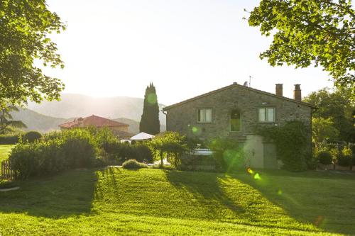 Зовнішній вигляд готелю, Romantic Apartment With Tuscan Valley Views in Лонда