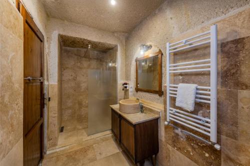 Suite, cave, junior, spa bathtub