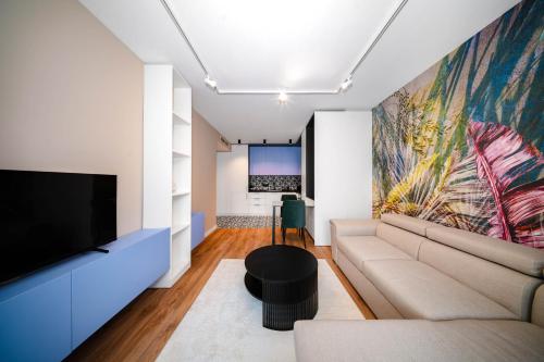 Aviva Living by Flat Mаnager 2