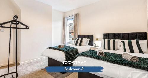 Stoke on Trent - 3 Bedroom Sleeps 5, Wi-Fi – khách sạn tại Trent Vale