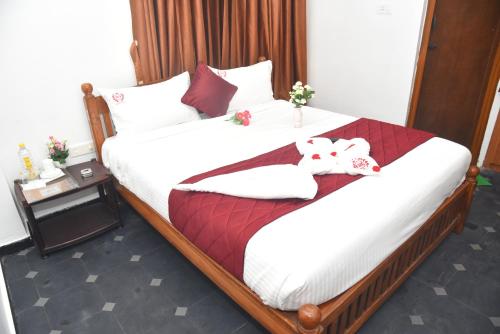 RD Hotel-Near Anna Statue in Perundurai