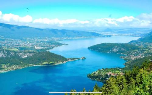 酒店活動, Chalet neuf climatisé GIEZ Lac d Annecy et Montagnes (Chalet neuf climatise GIEZ Lac d Annecy et Montagnes) in 日耶