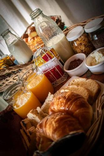 Las Pirámides Andinas Cureu 12200 Bariloche