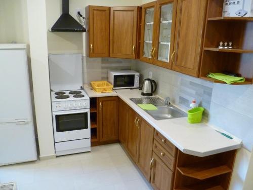 อาหารและเครื่องดื่ม, Energy House in ยาสวอ