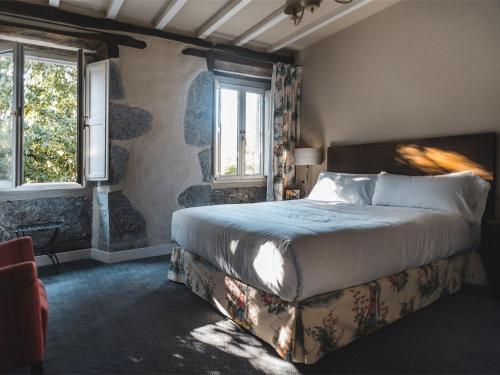 2 twin beds