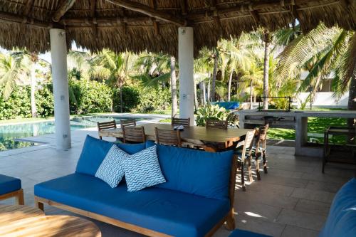 Sunset Villa Ocean View Retreat in Monterrico
