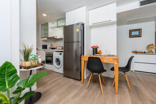 Lucky 808 – 2 BedRooms 100 sq.m. | BTS Chidlom - image 7