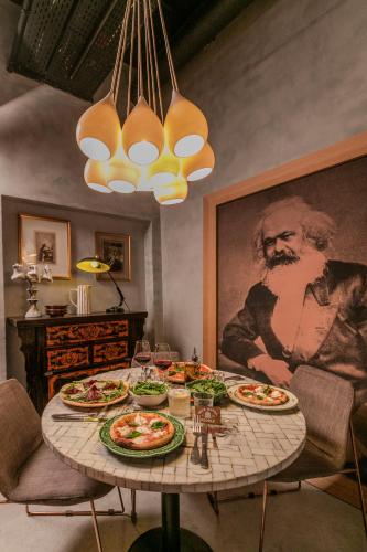 MOB HOTEL Paris Les Puces in Saint-Ouen