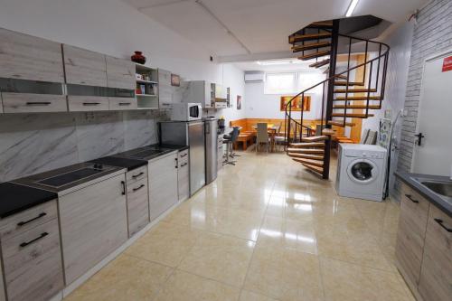 Kitchen, Bekesi Apartmanok in Békés