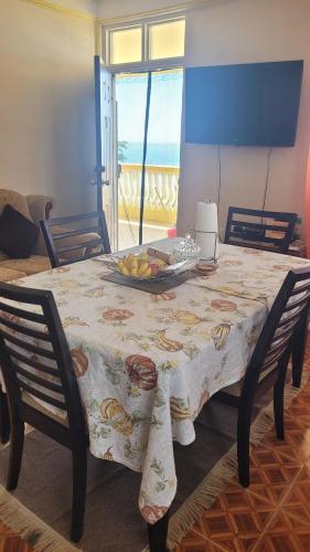 Instalações, Pacific View Apartment in Saint Paul