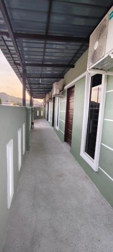 Exterior view of 3Q Impiana Roomstay Teluk Senangin