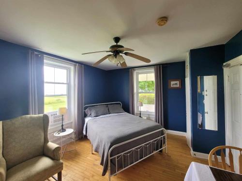 1 queen bed