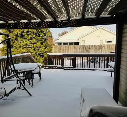 Premier 3BR Retreat - CVNP, Blossom & Boston Hills in كيوياهوجا فالز