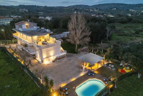 Zunanjost, SI-EL Villa in Fres