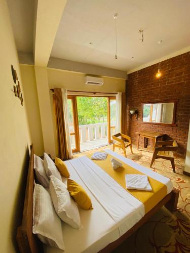 Lushy Glorious Hotel  in Matara