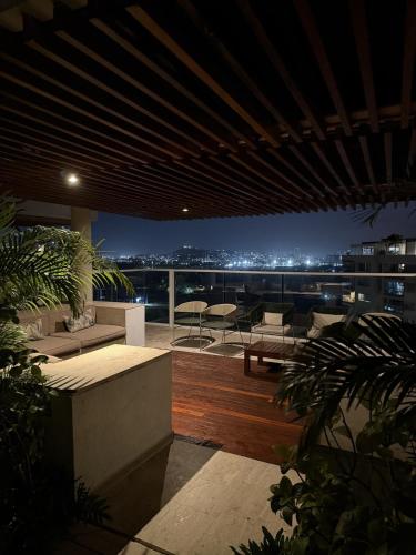 Luxury Ocean View Aparment - image 4