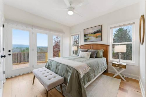Peaceful Mountain View Home | Hot Tub | EV Charger - image 10