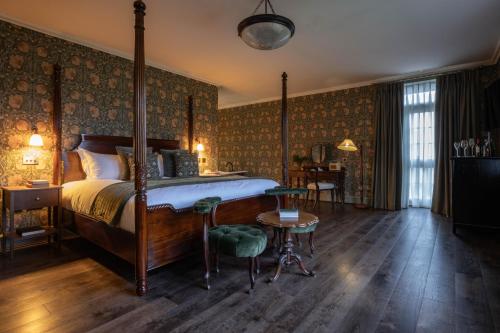 鄧布爾頓大廳酒店 (Dumbleton Hall Hotel) in 鄧波頓