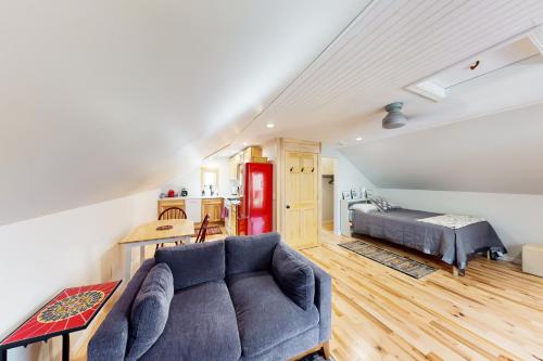 Maplewood Loft in Beulah, USA