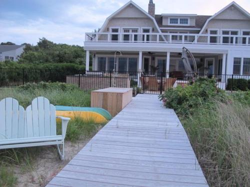 Southampton Private WATERFRONT Estate! in 咸頓灣 (NY)