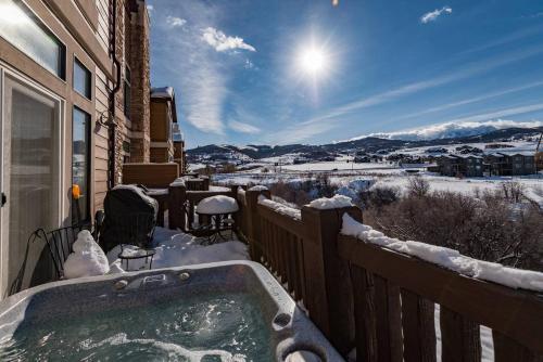 Snowbasin Haven LS42 Pool Ski & Snowboard in Hantsvila (UT)