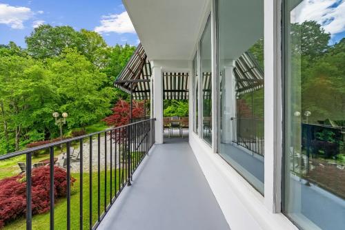 Lakefront Retreat - Lake Access, BBQ & Fire Pit in 雷克維爾