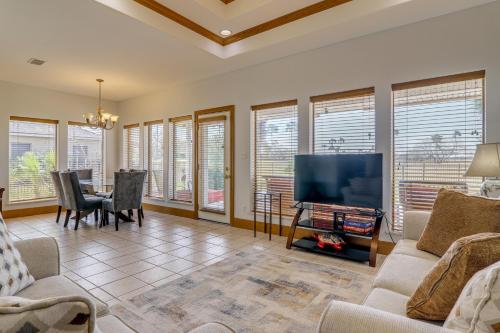 Swim, Golf & Unwind: Laguna Vista Vacation Home! in Laguna Vista (TX)