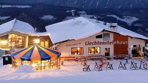 90m2 Apartment Semmering near slope in Земмерінґ
