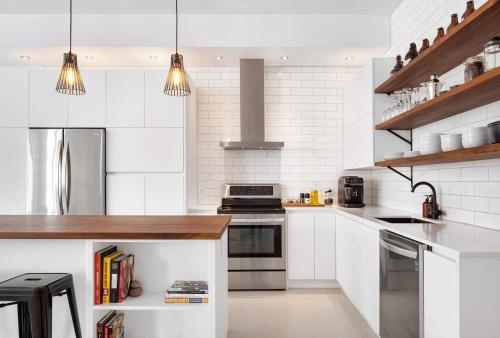 Seadmed, PENTHOUSE-508 Work, Relax & Cook With Great View in Boischatel (QC)