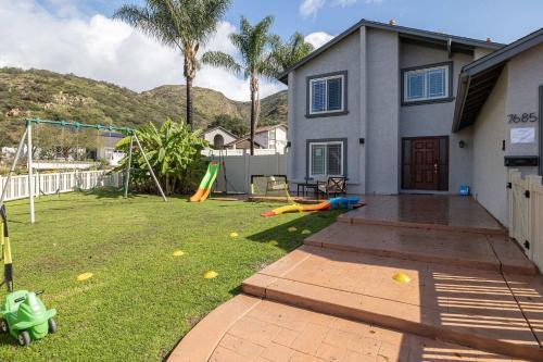 Spacious Family Home w Kids Playset And Fire Pit in San Carlos
