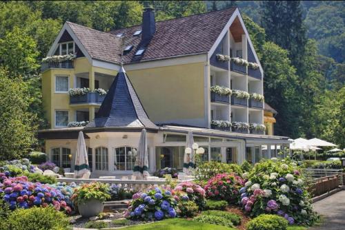 Hotel Schwanenweiher Bad Bertrich – khách sạn tại Bad Bertrich