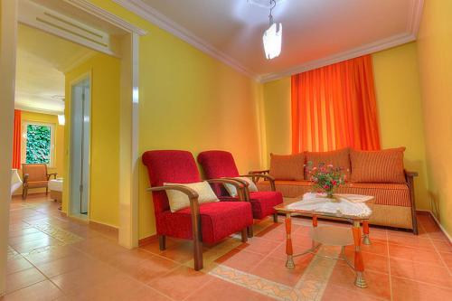 Mandalinn Hotel - image 9