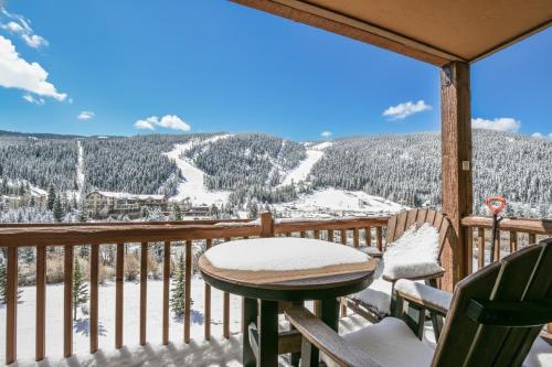Tenderfoot Lodge 2673 by SummitCove Lodging in Keystone, USA