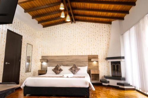 . Hotel Versalles Boutique