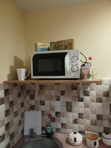bonito estudio equipado in Alkorkonas