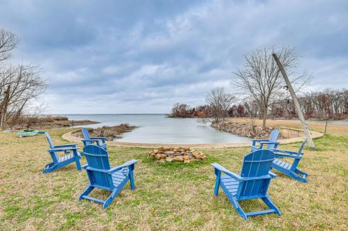 Fish, Hike & Explore: Lake Tawakoni Retreat in Wills Point