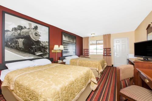 Super 8 by Wyndham Temple - main image