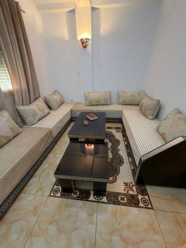 Oran appartement a 600 m du boulvard des lion in Bir El Djir