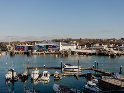 Utsikt, 16 Marinus in Cowes Medina