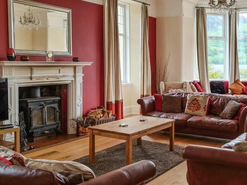 Lochside House – Stirling