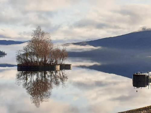Lochside House – Stirling
