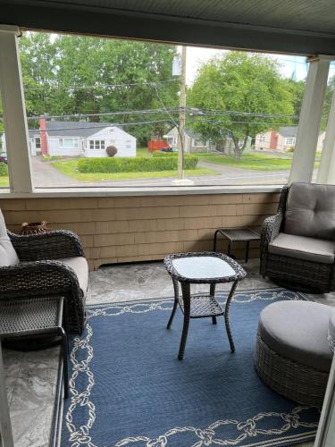 Eden's Cozy Oasis in 溫莎