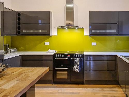 Lochside House – Stirling