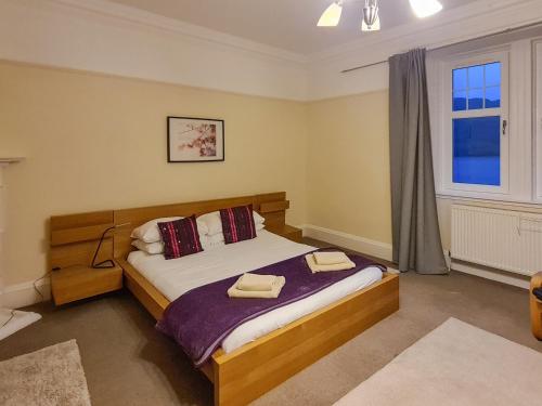 Lochside House – Stirling