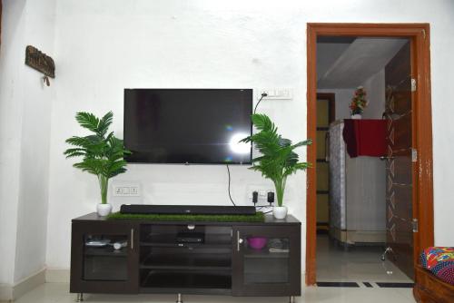 Happy HomeStay - Kolluru