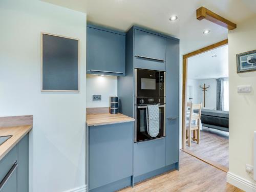 virtuve, Oak Tree Cottage in Torpelesokena
