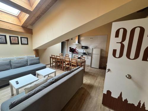 Apartamentos San Nicolas espaciosos para grupos junto a Laurel - Aras