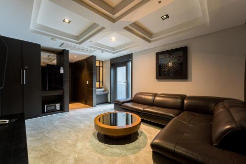 Suite, 2 makuuhuonetta