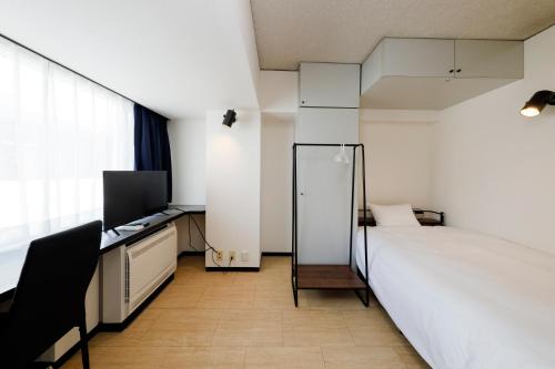 Piazza-U Yutenji by Tranova, Tokio